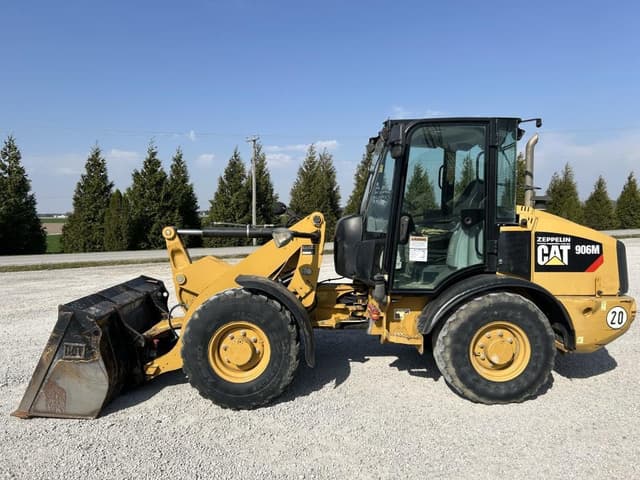 Image of Caterpillar 906M equipment image 2