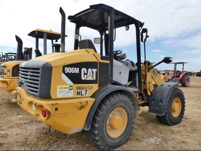Image of Caterpillar 906M equipment image 2
