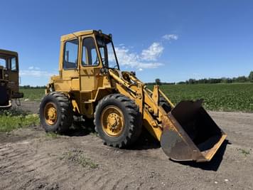 Main image Caterpillar 910