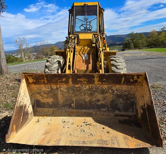 Image of Caterpillar 910 equipment image 1
