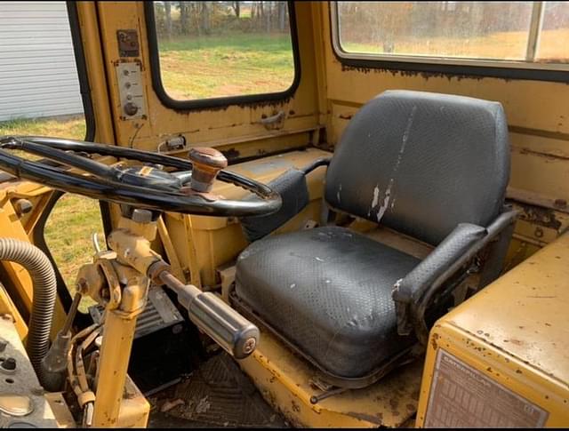Image of Caterpillar 920 equipment image 3