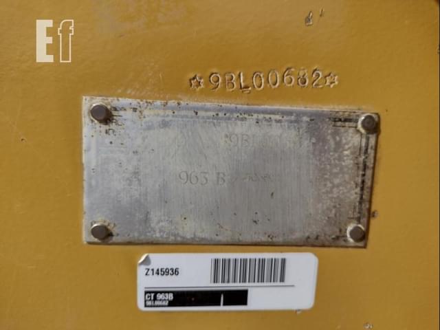Image of Caterpillar 963B equipment image 4