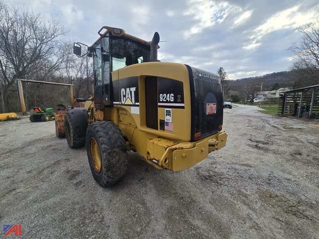 Image of Caterpillar 924G equipment image 2