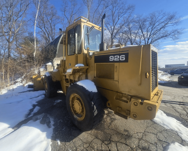 Image of Caterpillar 926 equipment image 2