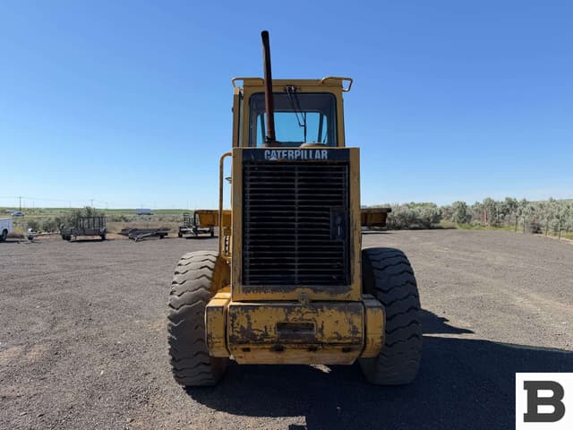 Image of Caterpillar 926E equipment image 3