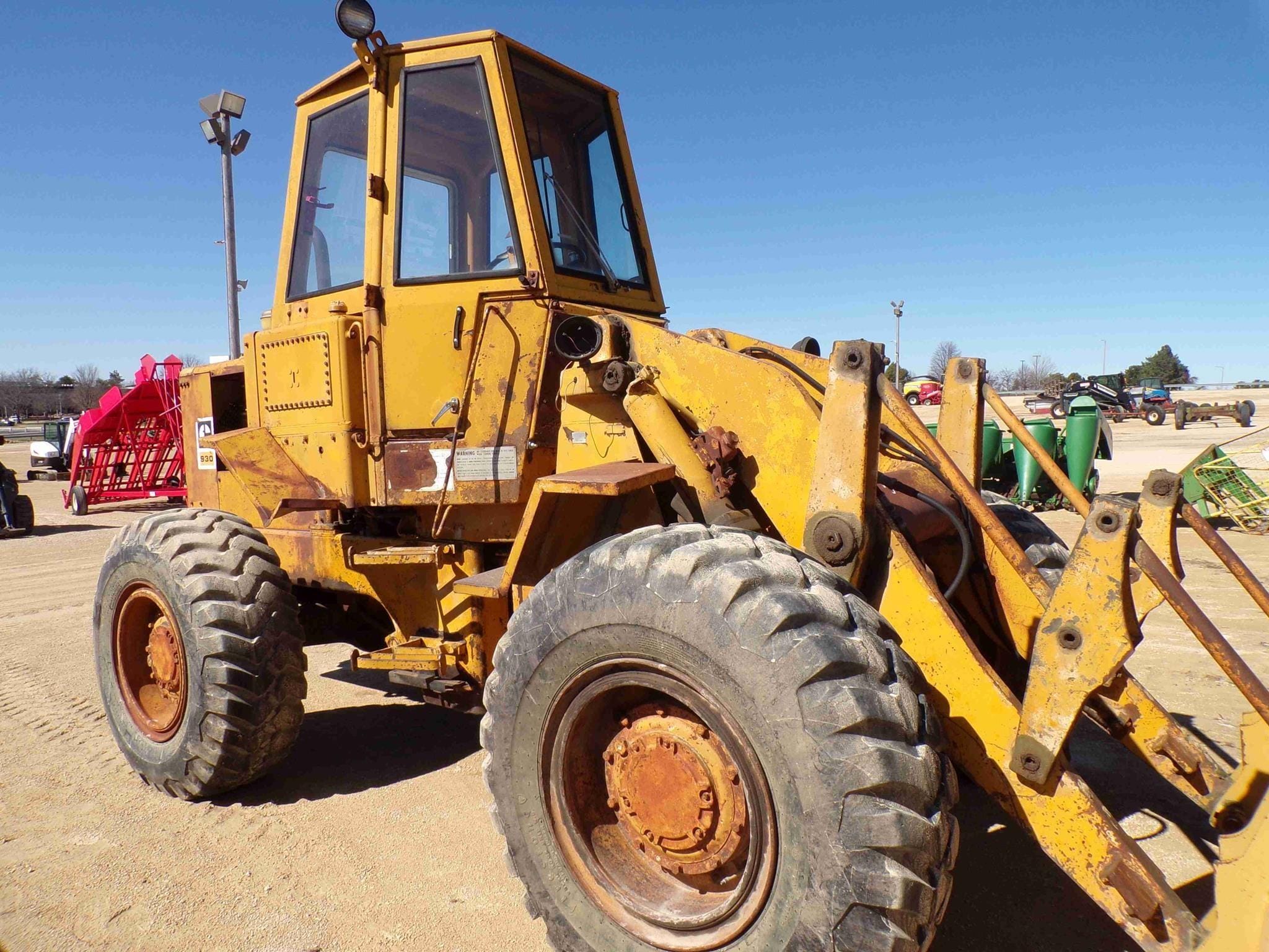 Caterpillar 930 Equipment Image0