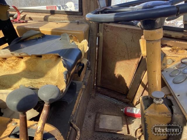 Image of Caterpillar 930 equipment image 2