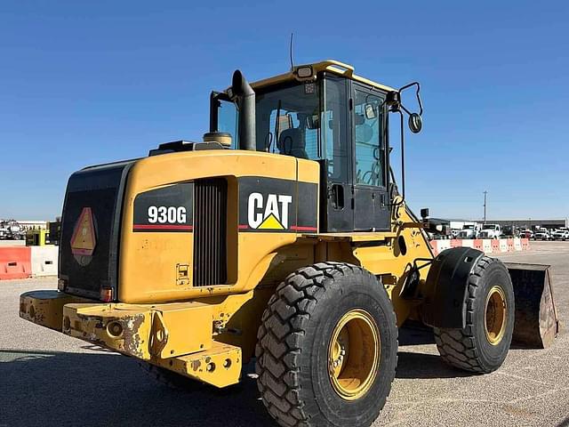 Image of Caterpillar 930G equipment image 3