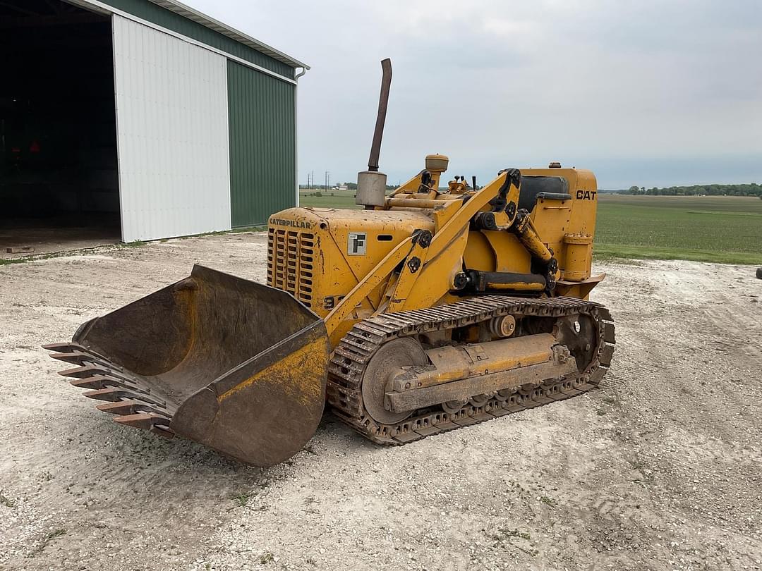 Image of Caterpillar 933F Primary image