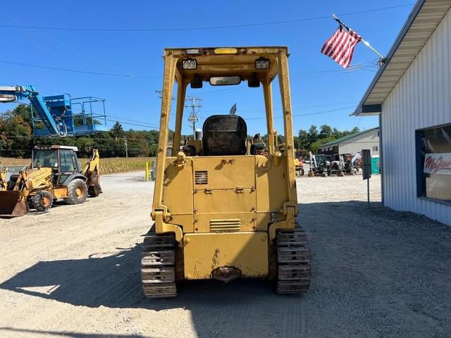 Image of Caterpillar 935B equipment image 3