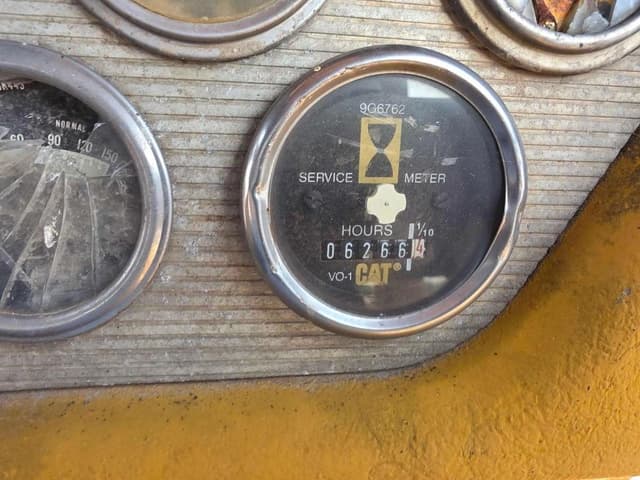 Image of Caterpillar 944A equipment image 4