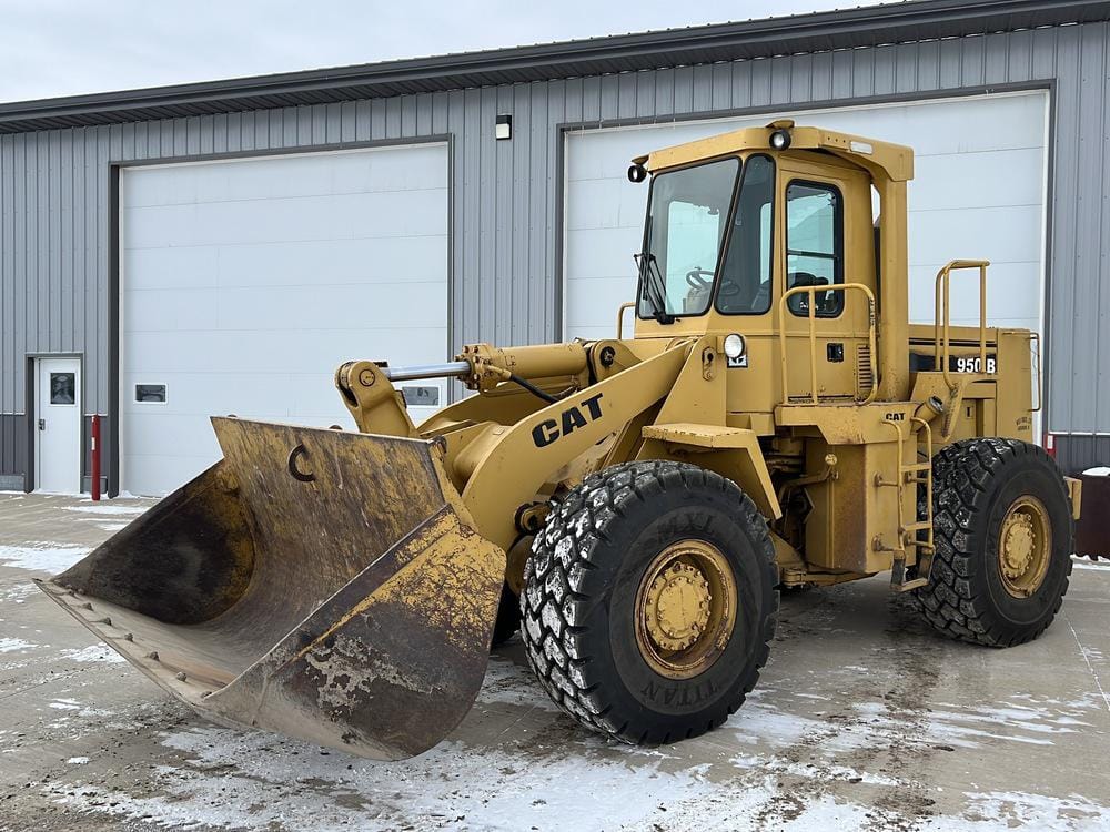 Main image Caterpillar 950B