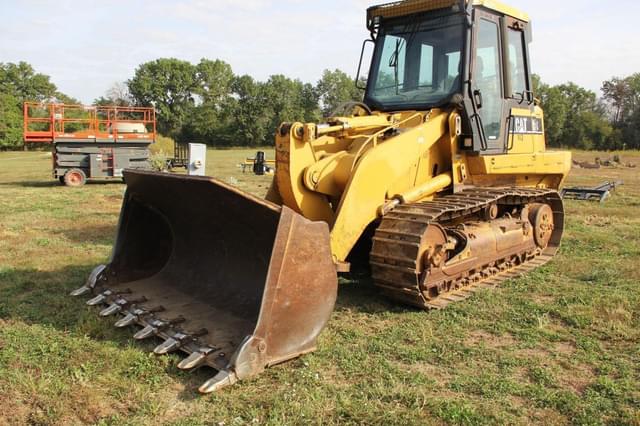 Image of Caterpillar 953C equipment image 2