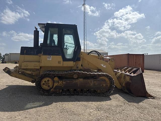 Image of Caterpillar 953C equipment image 4