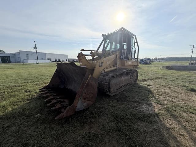 Image of Caterpillar 963C equipment image 1
