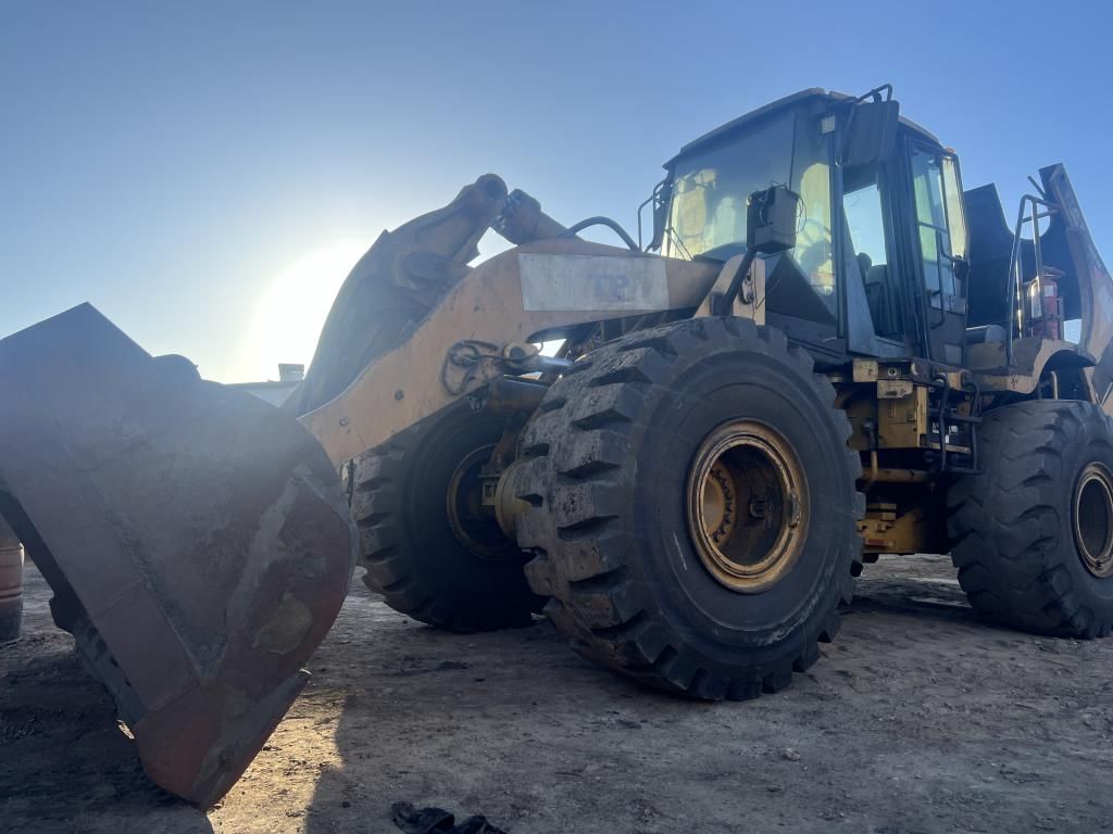 Main image Caterpillar 966H