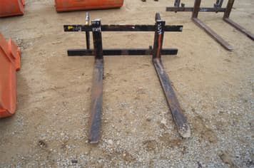 Main image Caterpillar Pallet Forks