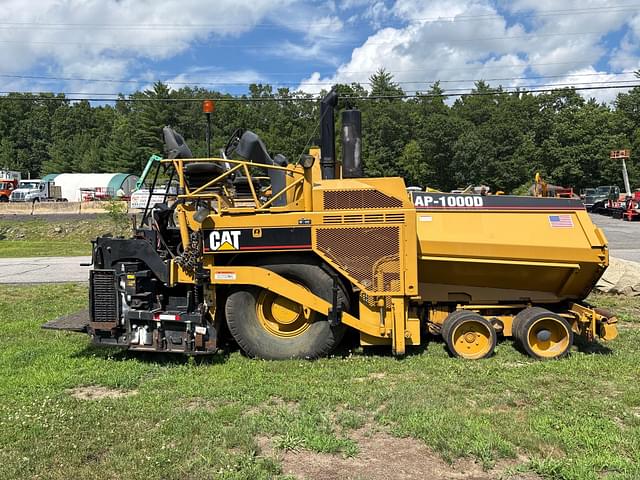 Image of Caterpillar AP-1000D equipment image 3