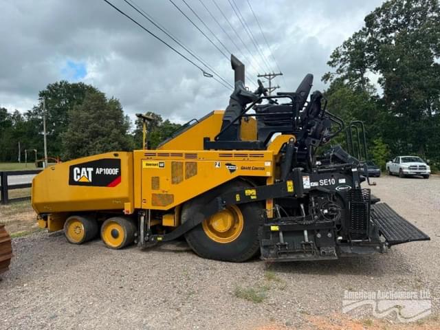 Image of Caterpillar AP1000F equipment image 3