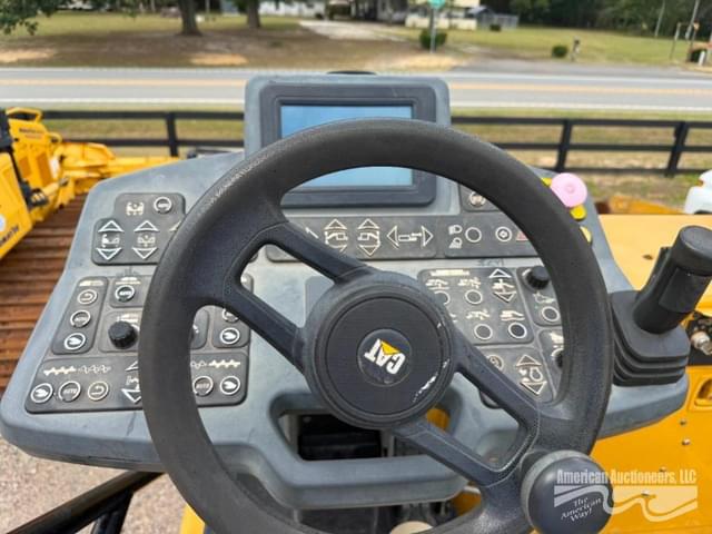 Image of Caterpillar AP1000F equipment image 4