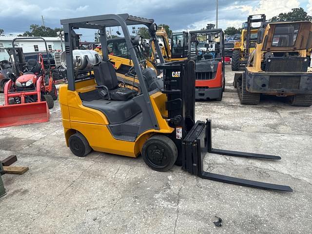 Image of Caterpillar C4000-LP equipment image 2