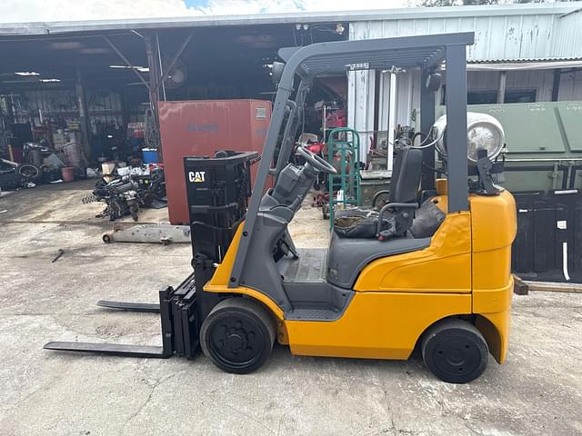Image of Caterpillar C4000-LP equipment image 4