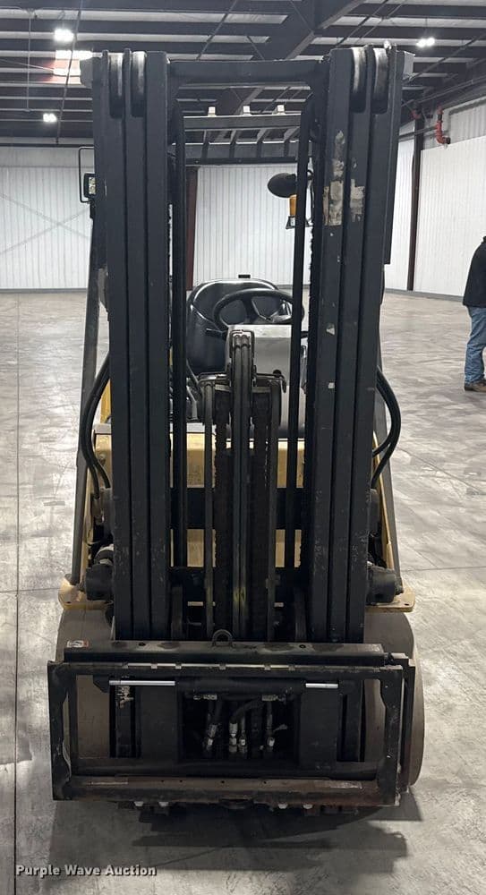 Image of Caterpillar C5000 equipment image 1