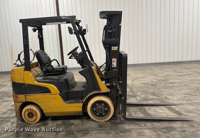 Image of Caterpillar C5000 equipment image 3