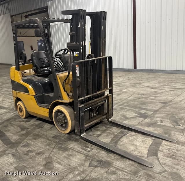 Image of Caterpillar C5000 equipment image 2