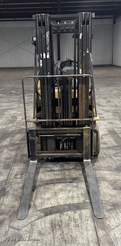 Image of Caterpillar C5000 equipment image 1