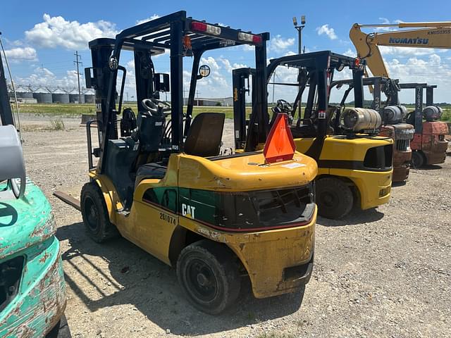 Image of Caterpillar C5000 equipment image 3