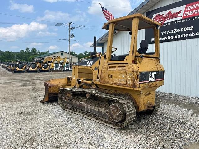 Image of Caterpillar D3GXL equipment image 2