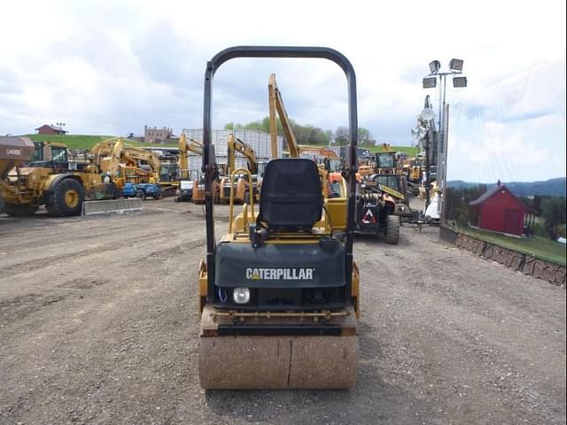 Image of Morooka MST2200VD equipment image 2