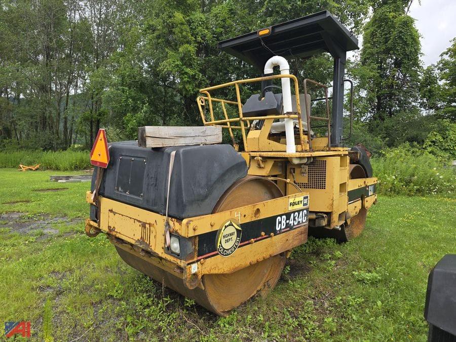 Caterpillar CB-434C Equipment Image0