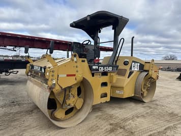 Main image Caterpillar CB-534D
