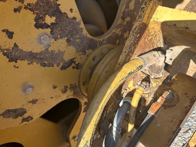 Image of Caterpillar CB-434 equipment image 4