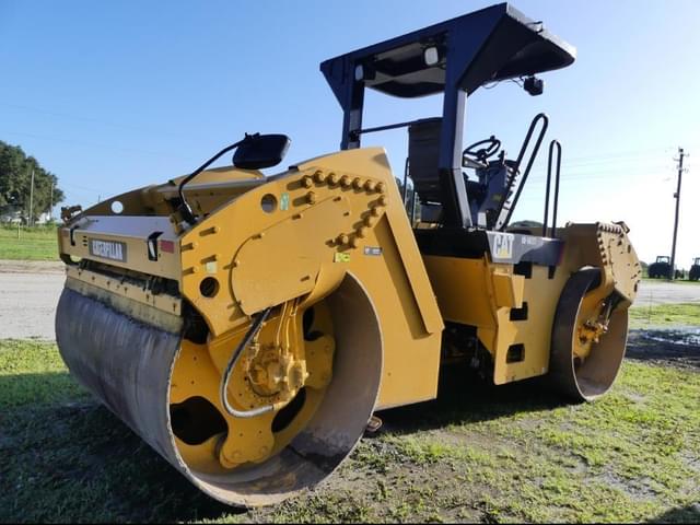 Image of Caterpillar CB54XW equipment image 2