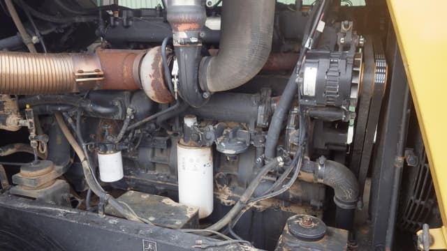 Image of Challenger CH85C equipment image 4