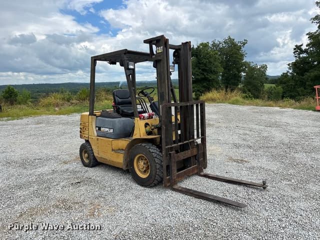 Image of Caterpillar CP25 equipment image 2