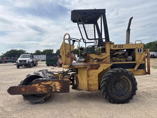 Image of Caterpillar CP-323 equipment image 1