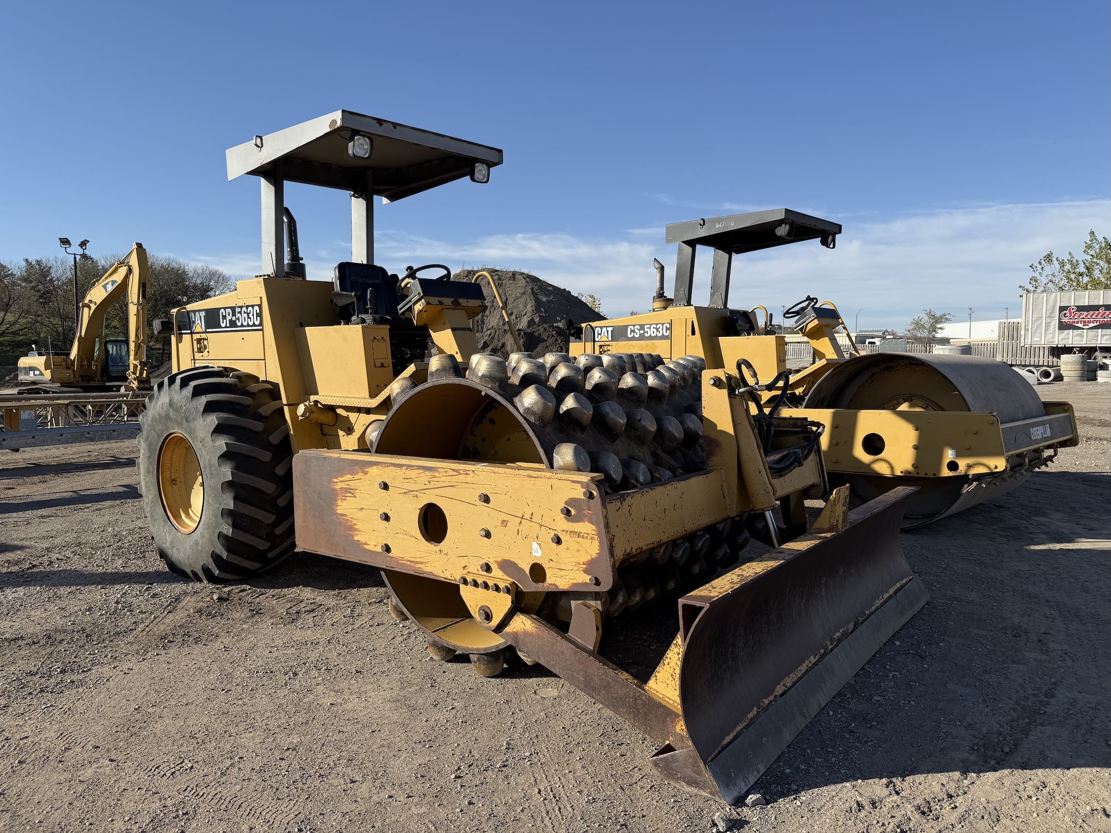 Caterpillar CP-563C Equipment Image0