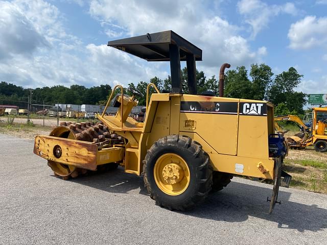 Image of Caterpillar CP433C equipment image 3