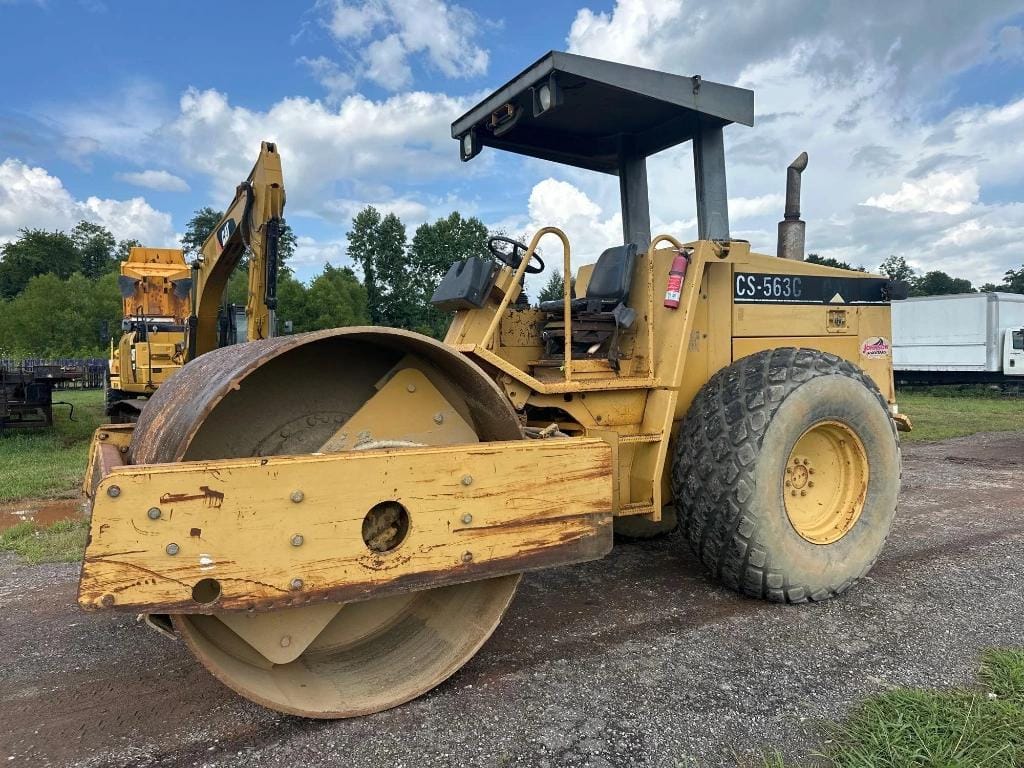Caterpillar CS-563C Equipment Image0