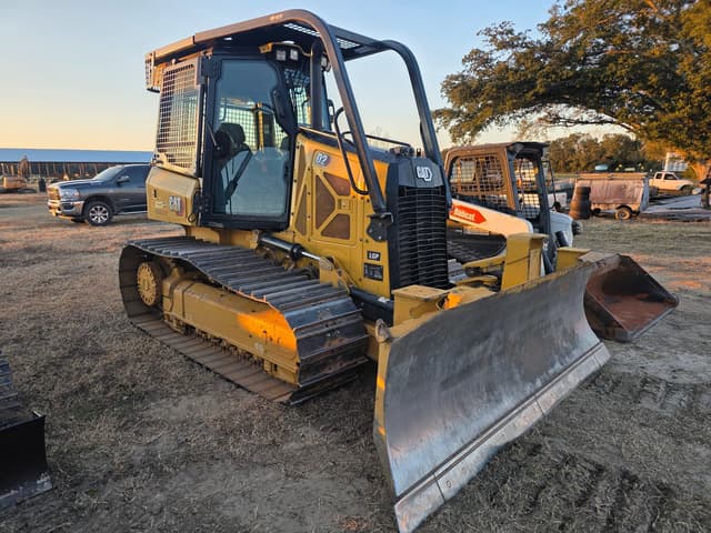 Image of Caterpillar D2 LGP equipment image 1