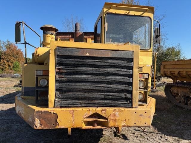 Image of Caterpillar D25C equipment image 1