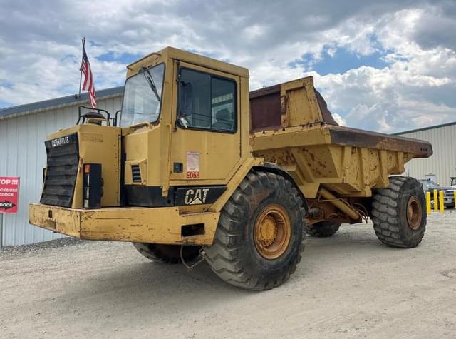 Image of Caterpillar D25D equipment image 1