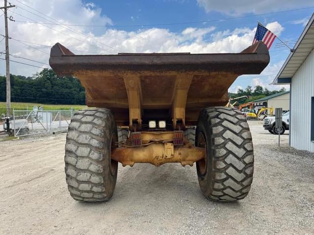 Image of Caterpillar D25D equipment image 3