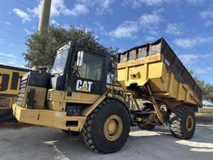 Caterpillar D25D Image