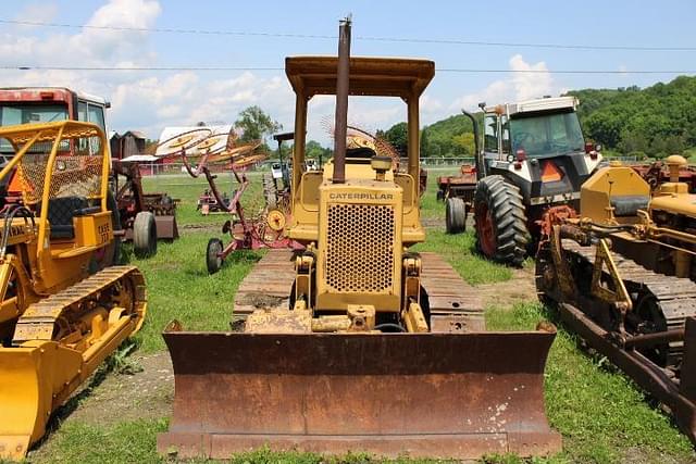 Image of Caterpillar D3 equipment image 1