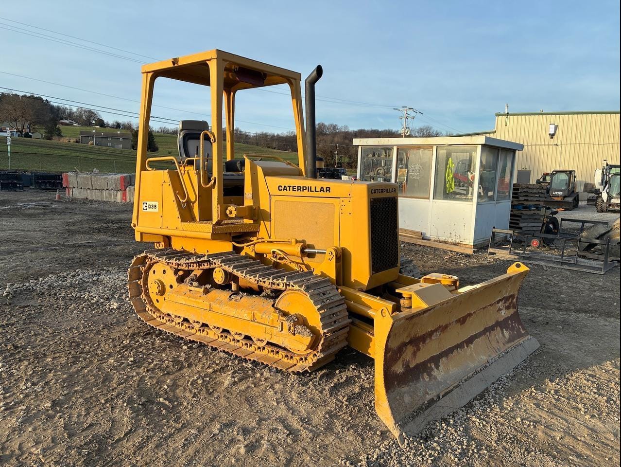 Caterpillar D3B Equipment Image0